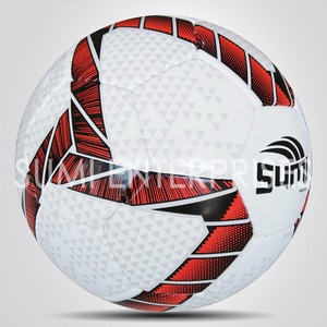 ฟุตบอลฝึกซ้อมคุณภาพสูง เหมาะสำหรับการฝึกซ้อมบนสนามหญ้า สนามหญ้าเทียม และพื้นแข็งโดยไม่เปลี่ยนแปลงประสิทธิภาพการเล่น - Product Image 1