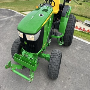 Tractor John Deeree 4066M máquina utilitaria duradera para construcción, paisajismo, granja y uso comercial - Product Image 5