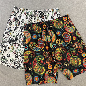 กางเกงขาสั้นตาข่ายบาสเก็ตบอลสำหรับผู้ชายชุดสตรีทแวร์ผ้าโพลีเอสเตอร์100% เรียบพิมพ์ซับลิเมชันสองชั้นแบบตามสั่งขนาด5นิ้ว - Product Image 1