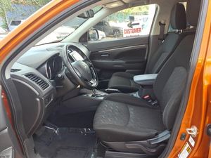 SUV O-U-T-L-A-N-D-E-R SPORT 2023 USADO EN BUEN ESTADO, TRANSMISIÓN LE AWC, VARIABILIDAD CONTINUA - Product Image 2