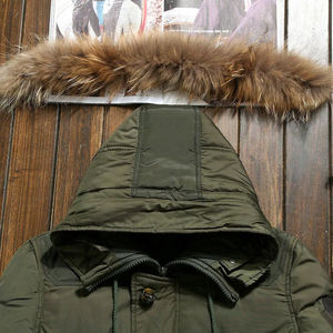 Nueva chaqueta de burbujas personalizable tela de alta calidad ligera invierno esencial Puffer elegante cuello con capucha cómodo - Product Image 3