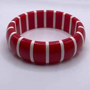 Brazalete de resina de moda de Estilo Vintage hecho a mano personalizado altamente pulido para mujeres de la India - Product Image 2