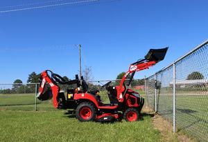 Calidad Original 4WD Mini Tractor Agricultura Tractor agrícola 30HP Tractor compacto con cargador frontal y retroexcavadora listo para la exportación - Product Image 3