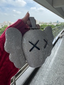 Moissanite VVS1ที่กำหนดเองสำหรับ KAWS จี้เงิน925ชุบทองสไตล์ฮิปฮอปจี้เครื่องประดับชั้นดีและเสน่ห์สำหรับผู้ชาย - Product Image 4