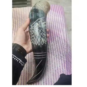 Corne à boire viking sculptée à la main, écologique, en corne de buffle, design moderne, pour mariage, décoration de la maison, Saniya - Product Image 1