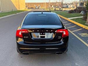 Voiture d'occasion de qualité abordable, Volvo S-60 T6 2014, conduite à gauche - Product Image 5