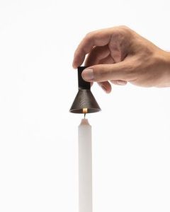 Herramienta de cubierta de gran venta, extintor de velas con apagador de llama de mango largo para apagar la llama de la vela de forma segura - Product Image 3