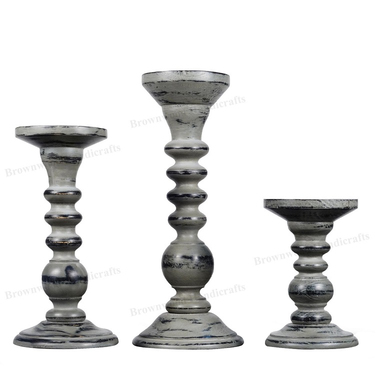 Black & White Antique