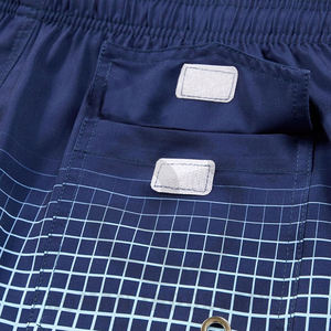 กางเกงว่ายน้ำขาสั้นสำหรับผู้ชายกางเกงขาสั้นสำหรับว่ายน้ำชายหาดทำขึ้นเองสีพื้นทำจากปากีสถาน - Product Image 5