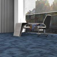 Dalles de moquette en laine de luxe 50x50, dalles de moquette en mélange de laine pour couloir d'hôtel, hall d'hôtel, projet hôtelier 5 étoiles, revêtement de sol