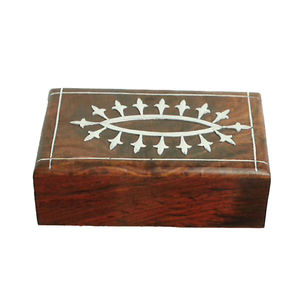 Boîte en bois de qualité supérieure sculptée à la main pour la décoration intérieure boîte de rangement moderne en bois de manguier étui sculpté en bois brillant en gros - Product Image 3