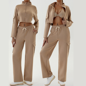 Conjunto de entrenamiento de dos piezas con logotipo personalizado del fabricante, Chaqueta corta transpirable, pantalones de chándal de talla grande, cremallera sólida, 100% algodón - Product Image 1