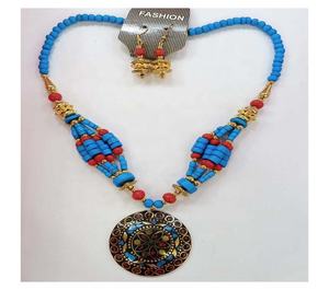 ชุดสร้อยคอเครื่องประดับแฟชั่นจี้ลูกปัดโมเสคสีเขียวขุ่น GC-NK-250-C สำหรับผู้หญิง Gifting - Product Image 1