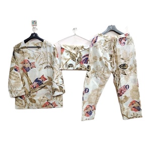 ชุดนอนแขนยาวลายดอกไม้นกฮูกพิมพ์ลายด้วยมือ ผ้าฝ้ายออร์แกนิค แห้งเร็ว ระบายอากาศได้ดี เหมาะสำหรับฤดูใบไม้ร่วง ฤดูหนาว และฤดูใบไม้ผลิ - Product Image 1