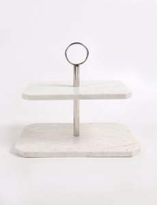 Support à gâteau en marbre au design tendance, idéal pour les présentations de gâteaux de mariage, les célébrations d'anniversaire et les décorations d'événements haut de gamme - Product Image 5