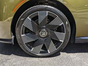 Increíble Rolls-Royce Spectre AWD 2024 Usado en Perfectas Condiciones, con Poco Kilometraje, en Existencia, Ofrecido a un Precio Increíble - Product Image 2