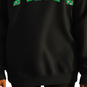 Sudadera AKA Skee Wee con Cuello Redondo, Sudadera de Felpa Premium, Ropa Personalizada para Hermandades Griegas, Sudadera con Gráficos en Rosa Claro y Verde - Product Image 4