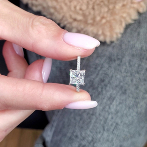 แหวนหมั้นเพชรโมอิสตัดเพชร2 CT, แหวนแต่งงาน, แหวนเพชรโมอิสซอไนท์ตัดสี่เหลี่ยม, แหวนของขวัญครบรอบ - Product Image 1