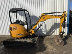 Mini excavadora JCB 8025 ZTS de 2.7 toneladas, usada y económica, con 3 cucharones, giro de cola cero, excavadora hidráulica en venta. - Product Image 2