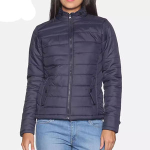 Veste longue et respirante élégante pour femmes avec capuche et rembourrage en duvet pour la saison froide d'hiver Veste rembourrée pour femmes - Product Image 2