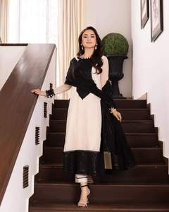 Lehnga choli สำหรับผู้หญิงขายส่ง0105ชุดปาร์ตี้งานแต่งงานมีหลายสีปักลายสำหรับผู้หญิง - Product Image 6