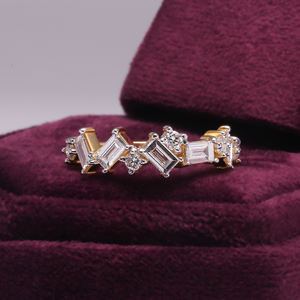 2,00 TCW Baguette Cut Lab Grown Engagement Band Perfect Partner Anillo de diamante de boda 14KT Anillos finos de oro sólido - Product Image 1