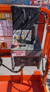 Plateforme élévatrice à ciseaux tout-terrain JLG 260MRT de 26 pieds, moteur, pompe, boîte de vitesses, roulement, composants principaux inclus - Product Image 6