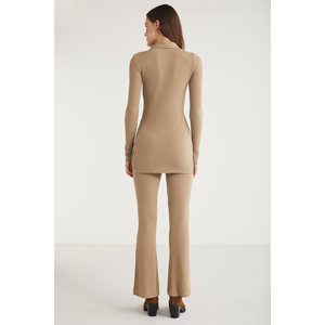 Pantalones de Mujer ETHIQUET Suelana, Corte Ajustado/Estrecho, Corte Recto, Detalle de Abertura Lateral, Cintura Elástica - Product Image 3