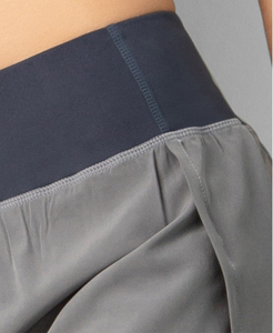 Pantalones cortos deportivos de dos capas para mujer al por mayor con bolsillo interior pantalones cortos de compresión para gimnasio yoga 2 en 1 pantalones cortos para correr para mujer - Product Image 6