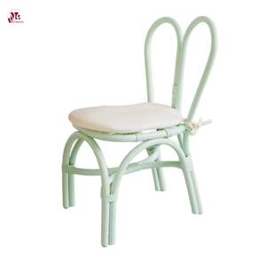 Mobilier d'extérieur en osier pour enfants Chaise en rotin pour enfants Chaise de salle à manger en rotin pour enfants avec coussin du Vietnam - Product Image 2
