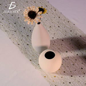 ผ้าปูโต๊ะลายแจ็คการ์ดหรูหราแบบม้วน ยาว 10 เมตร พร้อมลายดาวและลายเส้นทอปักลายโครเชต์ สำหรับตกแต่งบ้าน - Product Image 1