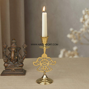 Bougeoirs en métal d'appel intemporel pour la décoration de la maison pour l'accessoire de Noël bougeoir de couleur or rétro avec la conception de cerf - Product Image 6
