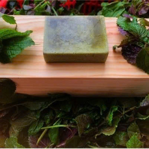 JABÓN NATURAL DE PERILLA FRESCA - Product Image 3