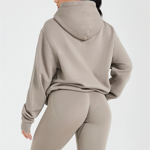 Sudadera de gran tamaño para mujer, sudadera lisa en blanco con bolsillos y logotipo personalizado de estilo callejero - Product Image 2