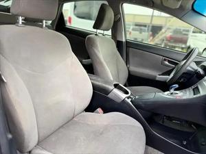 2015 Toyota Prius Dos - Product Image 4