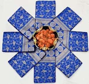 FashionHarbour Saree violet en soie Jacquard lourd de haute qualité avec bordure de tissage Jacquard doré pour la fête Style Bollywood - Product Image 2