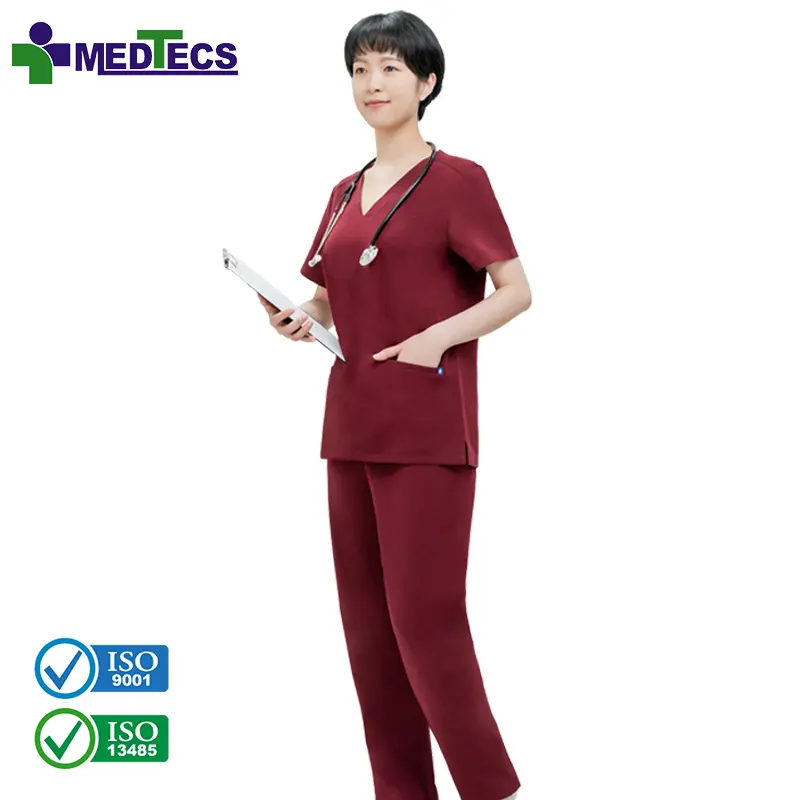 La protezione adeguata si adatta ai colori disegni ospedalieri tuta da infermiera alla moda set di uniformi infermieristiche Scrub medico