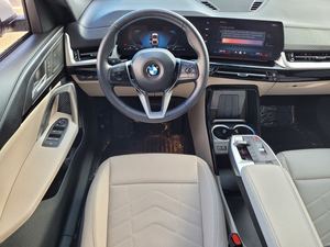 SUV X2 XDIVE28i AWD 2025 d'occasion, extrêmement propre, transmission automatique à 7 vitesses, 242 CV - Product Image 6