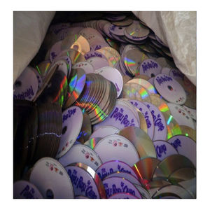 Chatarra metálica de CD/DVD de PC, chatarra metálica de discos compactos de policarbonato, residuos de discos laminados enteros o rotos, en venta - Product Image 3