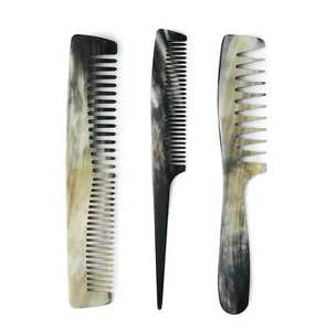 Peigne à cheveux noir à dents larges en plastique coloré personnalisé vente en gros pour femme à bas prix - Product Image 1