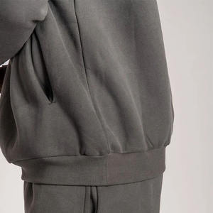 Prince Industry Wholesale Hommes Hoodies Short Set Couleur Gris Foncé Manches Longues Street Wear Hoodies Court Avec Logo Personnalisé Hommes Ensemble - Product Image 4