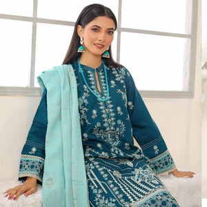 GLORIOSA Vestido de Invierno de 3 Piezas Salwar Kameez para Mujer, Estilo Pakistaní, Bordado, Tela Viscosa Bin Hameed, Diseño Étnico Moderno, Lavable - Product Image 2