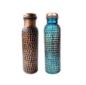 Ensemble de 2 bouteilles d'eau en cuivre pur, design martelé - Product Image 2