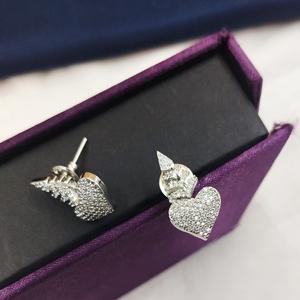 Fantaisie coeur forme argent polonais boucles d'oreilles femmes élégantes boucles d'oreilles pour la fête porter des accessoires de mode avec pierre de Zircon pour les cadeaux - Product Image 1