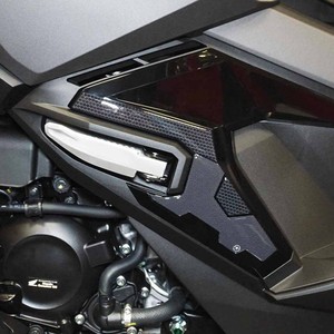 Adesivi Protettivi 3D per Poggiapiedi Compatibili con Honda ADV350 2022-2025, Accessori per Moto - Product Image 1