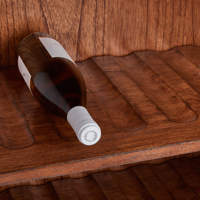 Avalon Meuble Bar en Bois d'Inspiration Rotin avec Élégants Accents en Laiton