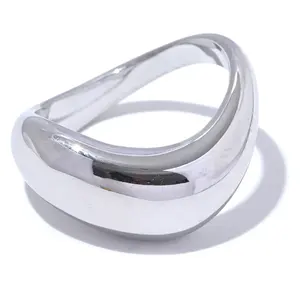 Anillo de Dedo Geométrico Minimalista de Acero Inoxidable Liso para Fiestas - Product Image 1