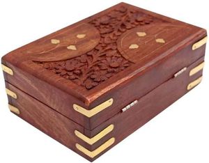 กล่องเครื่องประดับไม้ทรงสี่เหลี่ยมลายนูนลายดอกไม้ทำจากไม้ธรรมชาติขัดเงาสำหรับตกแต่งเครื่องประดับ - Product Image 1