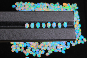 Atractiva Gema de Ópalo Etíope - Ópalos de Forma Ovalada de 9x7 mm - Cabujón de Ópalo Etíope Welo Galaxy Fire para Joyería - Product Image 4