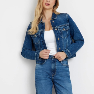 Veste en jean tricotée brodée tendance pour femme – Élégante, décontractée, écologique, imperméable, design personnalisé, collection automne - Product Image 4